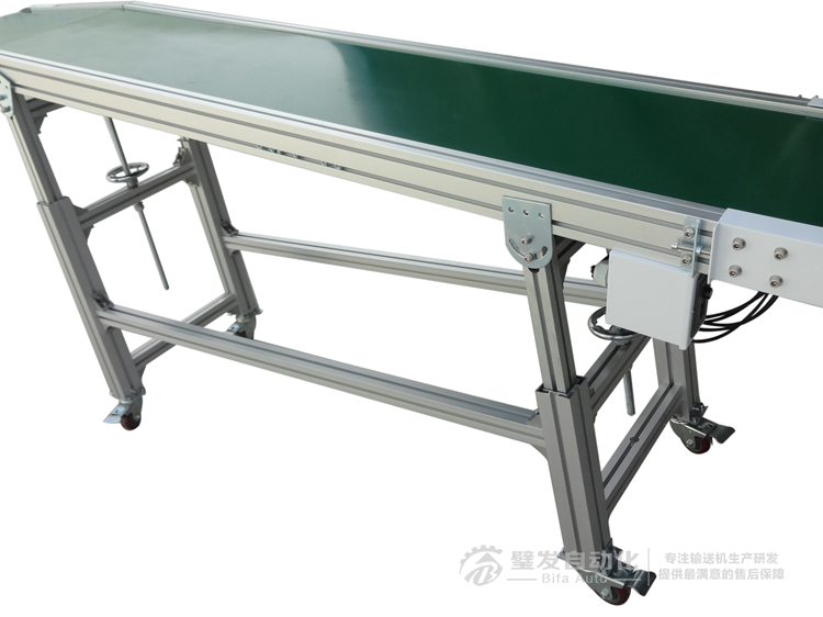 機(jī)械手配套帶平臺斜坡輸送線